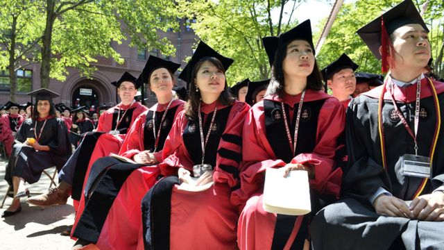 英国萨塞克斯大学毕业证|SAT疑泄题，中韩考生推迟出分