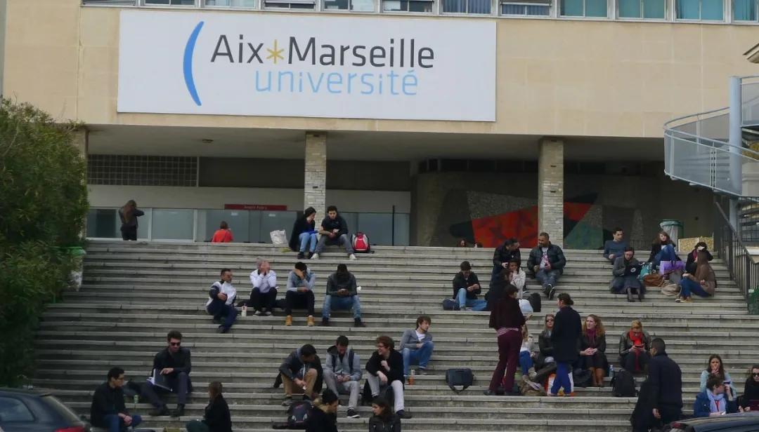 马赛大学毕业证图片展示--国外大学成绩单Transcript